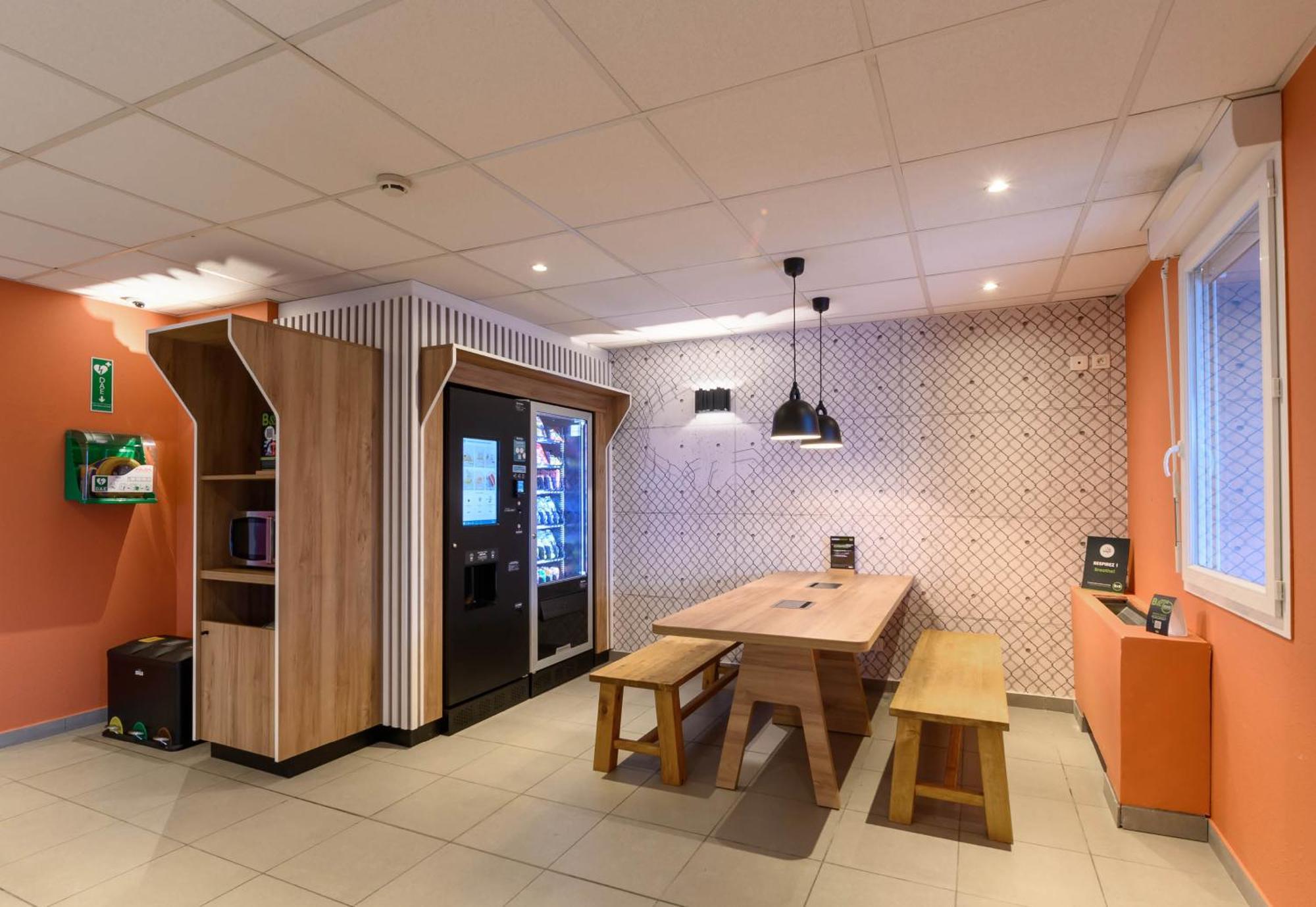 B&B Hotel Compiegne Thourotte Exterior photo