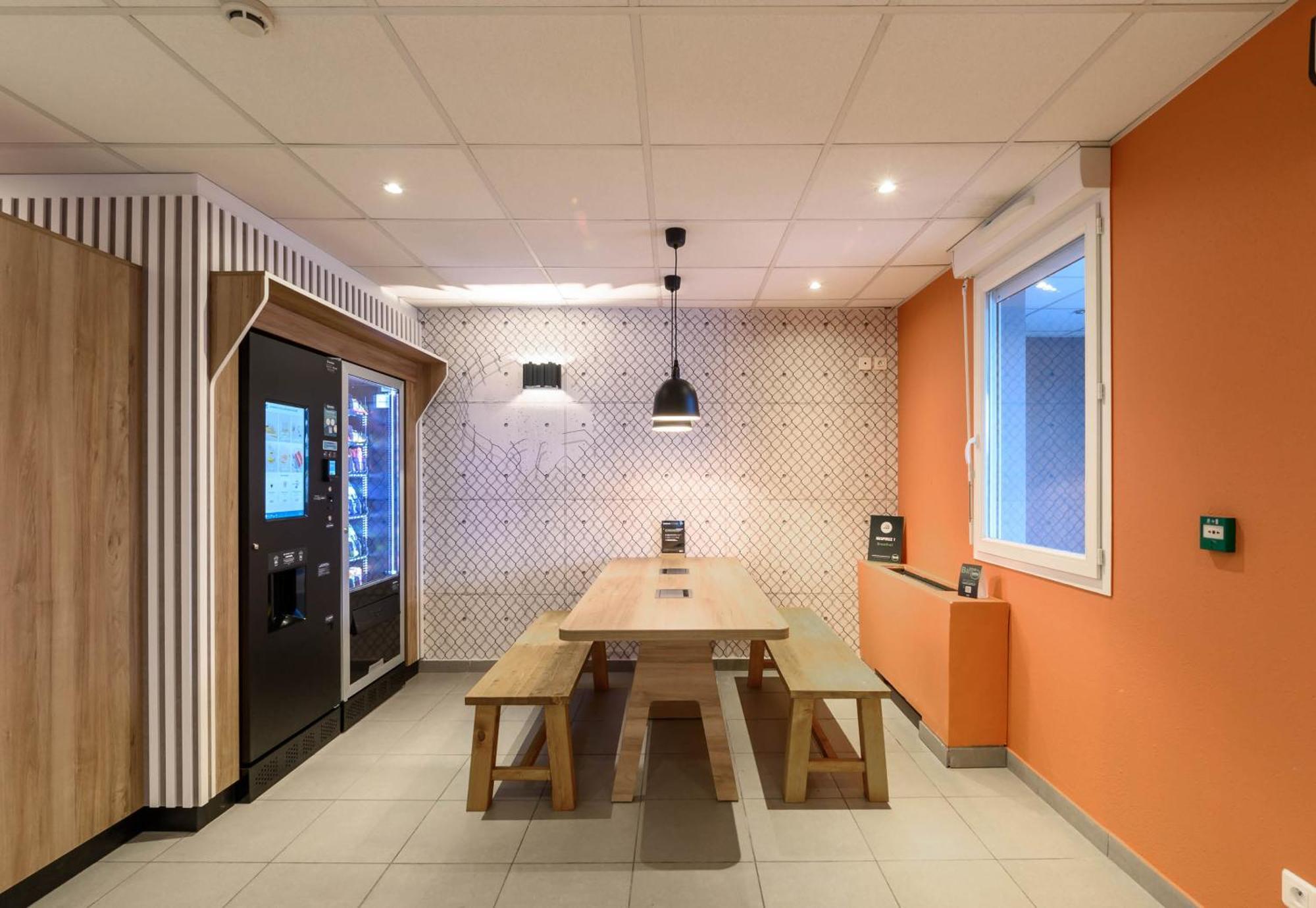 B&B Hotel Compiegne Thourotte Exterior photo